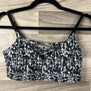 Fabletics Womens Sport Bra Top Gray‎ Black Abstract Sleeveless V Neck Stretch S